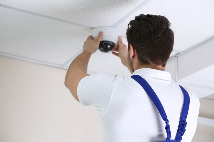 How to Choose the Right CCTV Installer for Your Needs